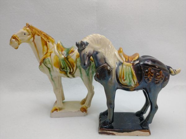 Ceramic Horse Figurine Set of 2 Black & White Chinese Interior Decor Used | Japanpricenet