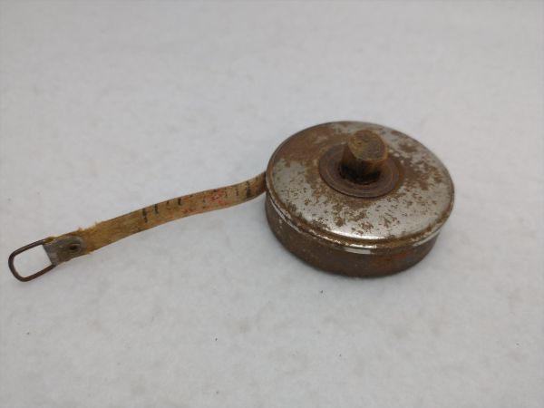 Vintage Iron Retro Measuring Tape Antique Winding Tool Used Collectible | Japanpricenet