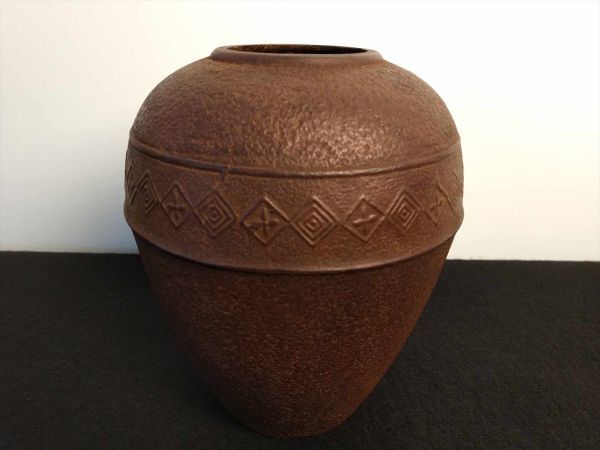 Antique Iron Water Bottle Vase 15cm x 18cm Collectible Interior Decor | Japanpricenet