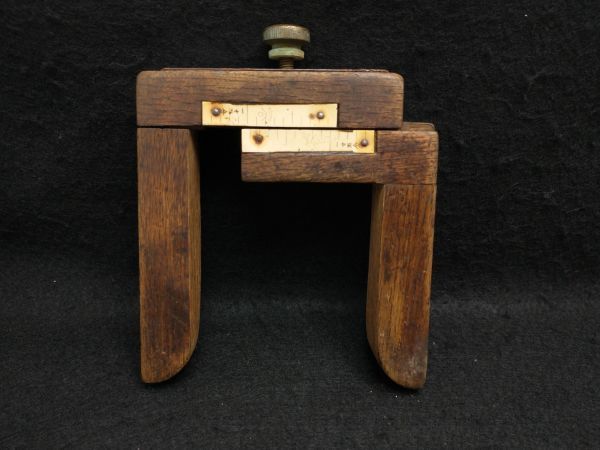 Kuwai Tatami Tool Retro Antique Collection Old Japanese Millimeter Ruler Used | Japanpricenet
