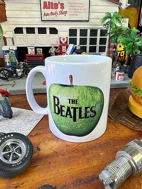 Beatles Green Apple Logo Mug 315ml Official American Fashion Collectible