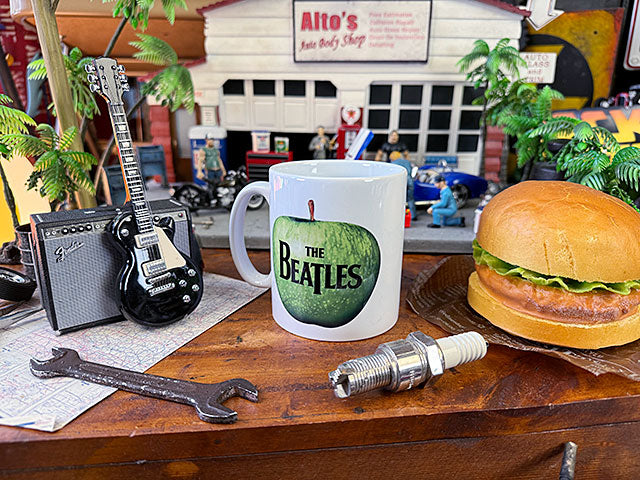 Beatles Green Apple Logo Mug 315ml Official American Fashion Collectible