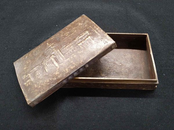 National Diet Building Brass Souvenir Jewelry Box Retro Antique Collectible | Japanpricenet