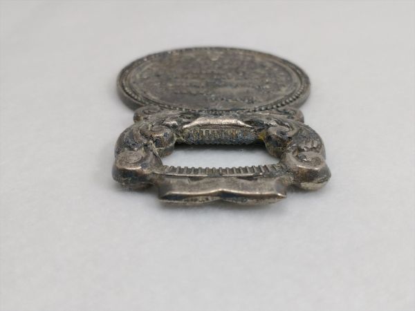 Tokyo Souvenir LA JOLE DE VIRE Bottle Opener Antique, Used, Collectible | Japanpricenet