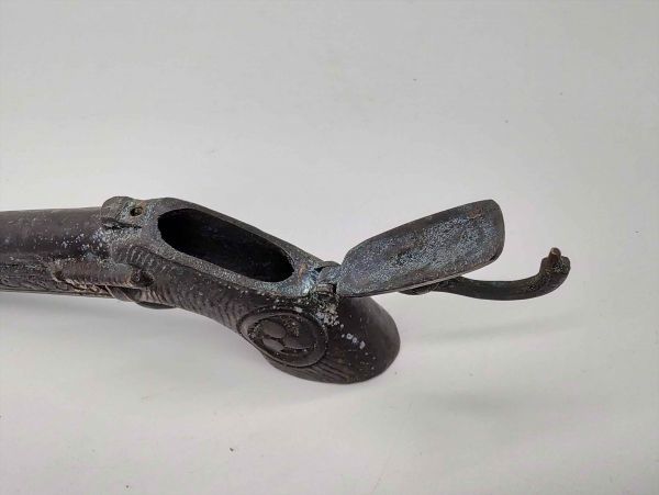 Antique Brass Matchlock Handgun Left Triskelion, Vintage Imitation Gun, Used | Japanpricenet