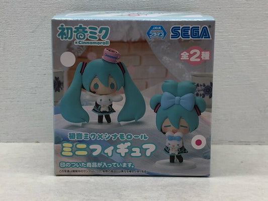 Hatsune Miku Cinnamoroll Mini Figure Used 008 079